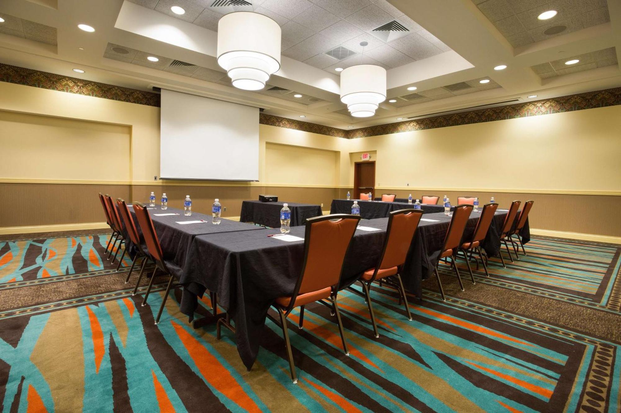Drury Inn & Suites Columbus Grove City Eksteriør bilde